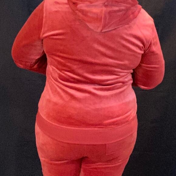 🛍️ White Mark Red Two Piece Jogger Set - NWT (Boutique) - Picture 2 of 6